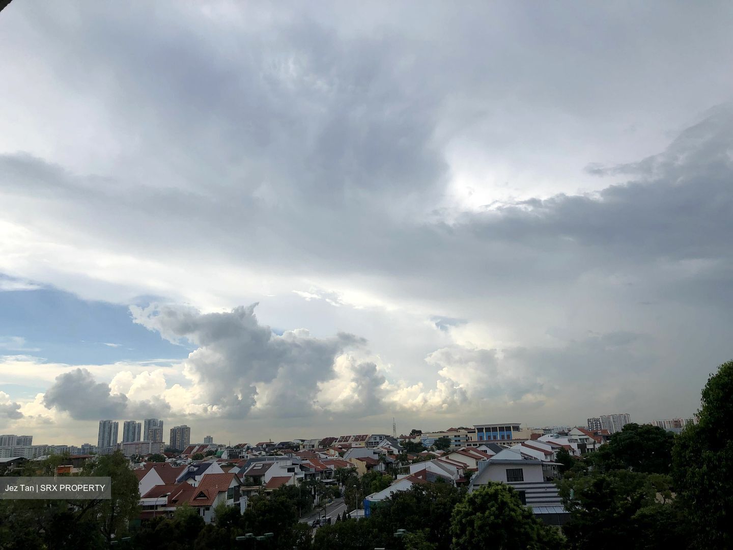 Goldenhill Park Condominium (D20), Condominium #500349461